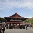 賀茂御祖神社　森を抜けると空が開ける。